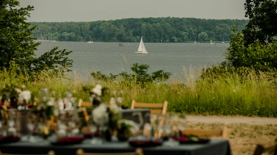 Wedding table overlooking the Havel River